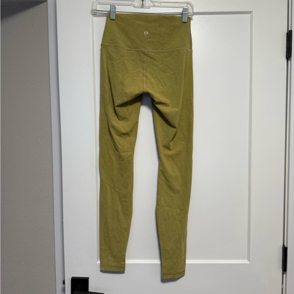 Lululemon Wunder Under High-Rise Tight *Snow Washed 28" Washed Grape Leaf Size 4 - Picture 4 of 6